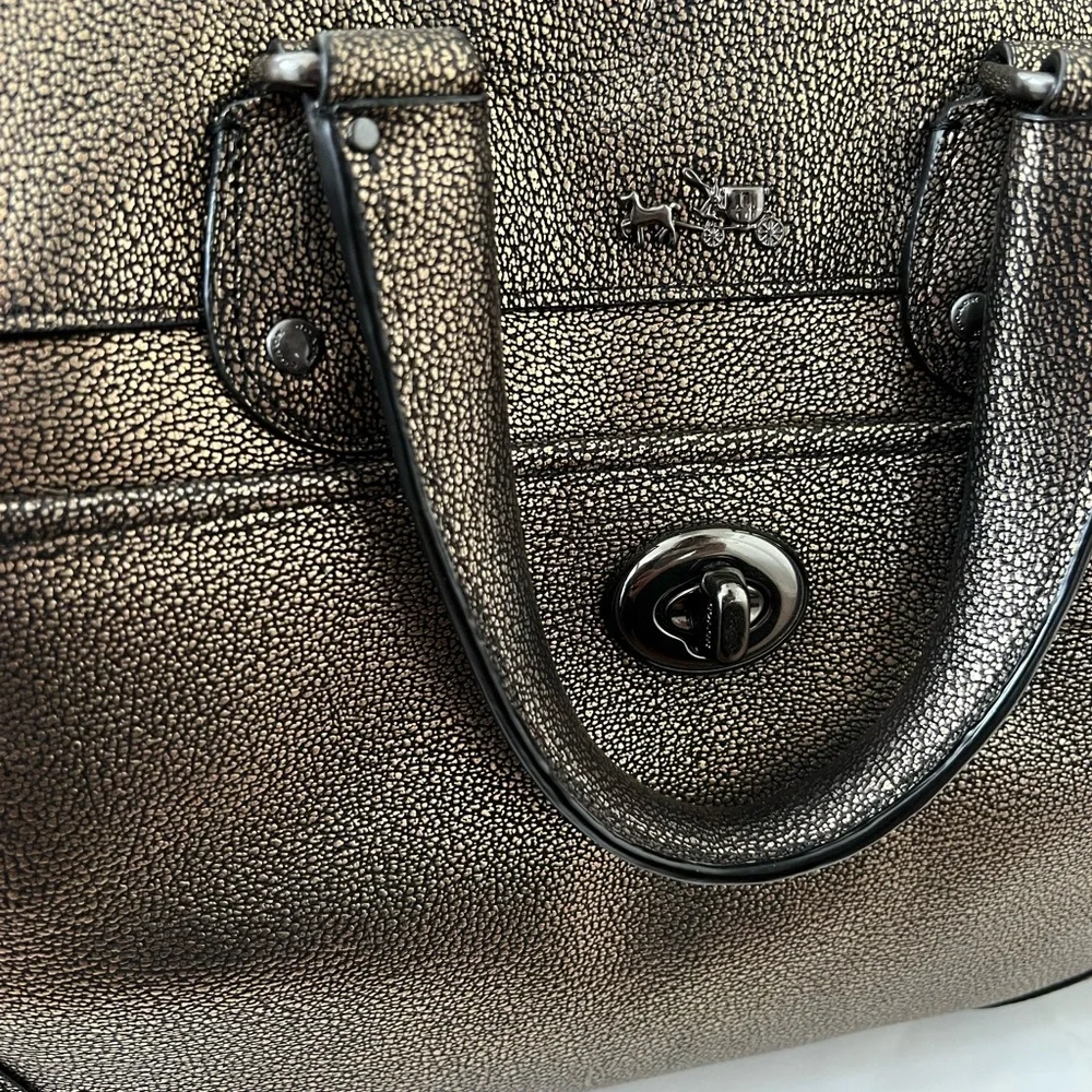 Authentic Coach Handbag - Picture 4 of 7
